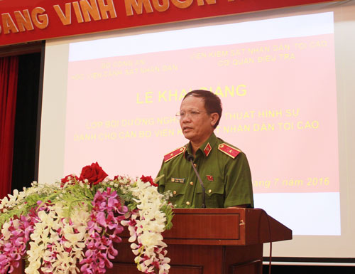 Khai giảng lớp bồi dưỡng nghiệp vụ Kỹ thuật hình sự dành cho cán bộ Viện Kiểm sát nhân dân tối cao năm 2016